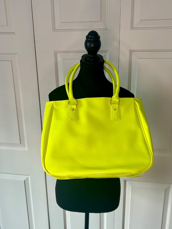 NEW Taylor Swift Wonderstruck Perfume Lime Green PVC Tote Bag - Picture 4 of 7